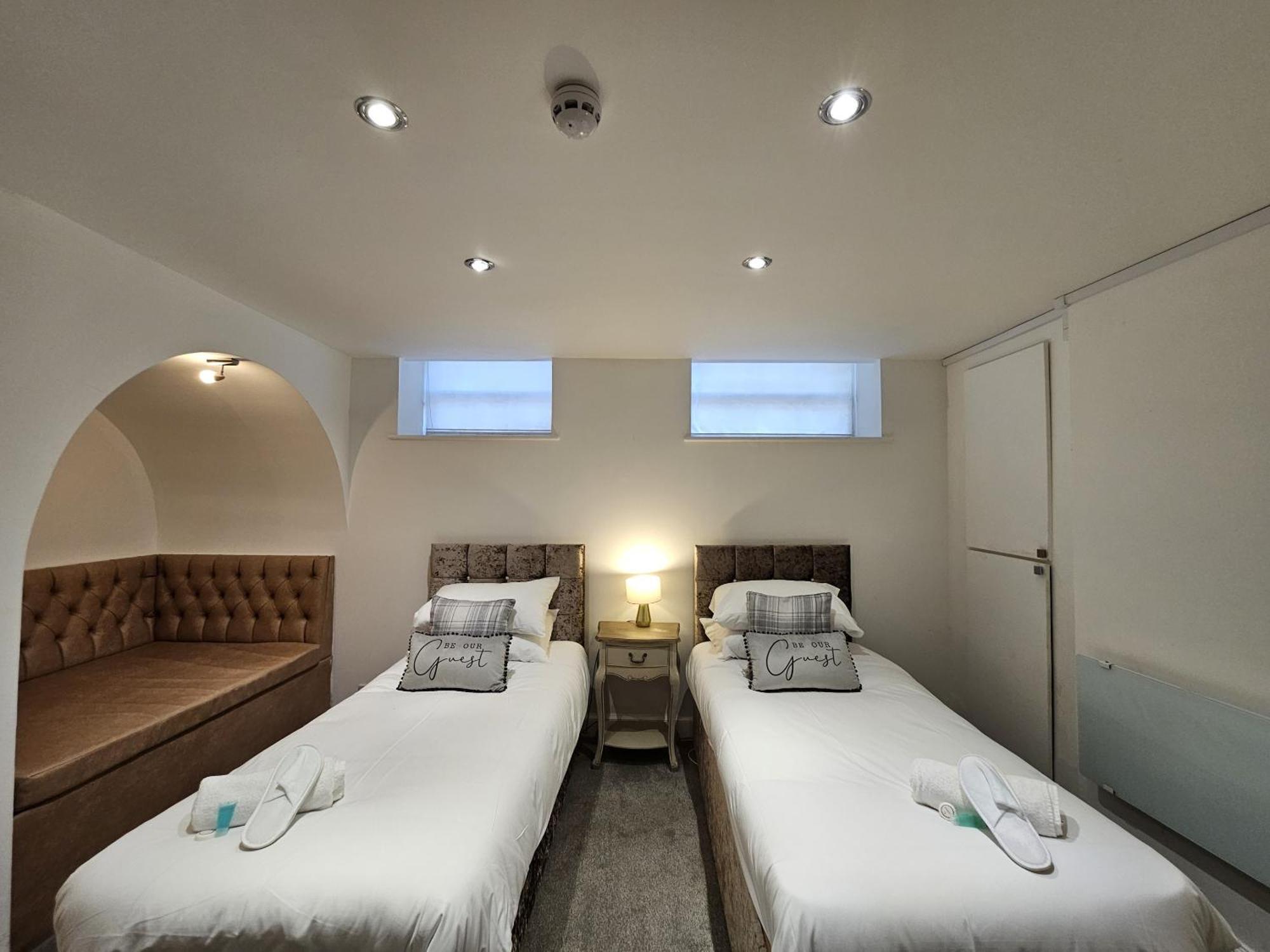 Customs House Bed & Breakfast Liverpool Bagian luar foto